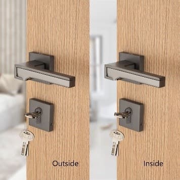 BATHROOM LATCH